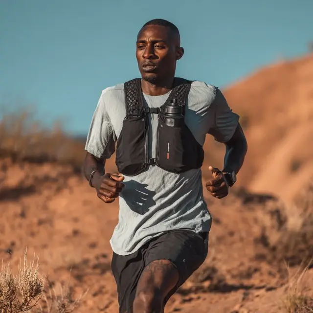 Running Belt Reviews with Built-In Water Bottle - Running Belt Reviews | Laravel