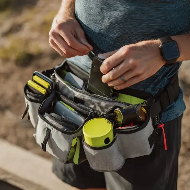 Tips for Picking a Running Belt with Enough Storage - How to Choose a Running Belt | Laravel